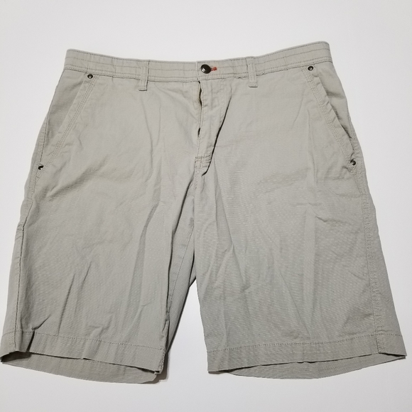 Weatherproof brand shorts Clearance